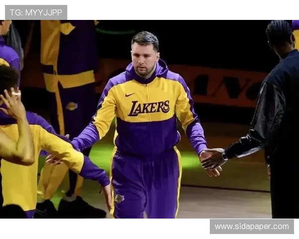 艾顿性价比高却软弱无力 难以与东契奇形成火花